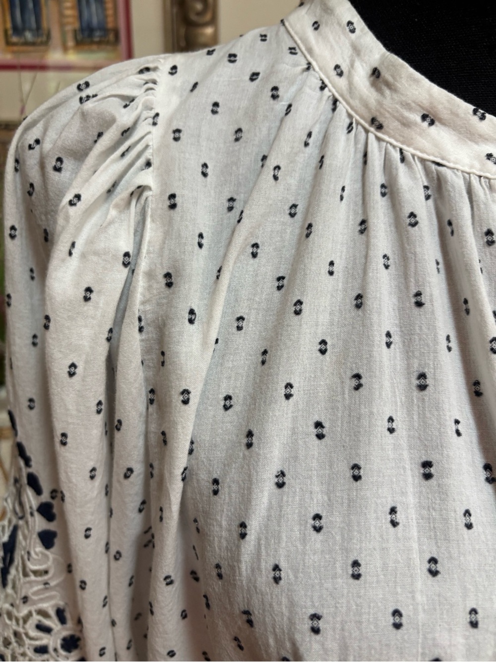 H&M LOGG Peasant Blouse Oversized Floral Lace Embroidered Sleeves White & Navy - Picture 10 of 10